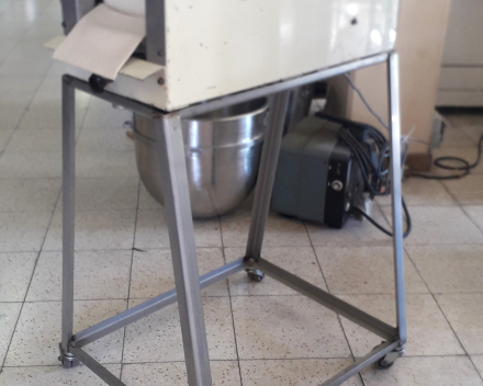 MACHINE A SANDWICH OP ' T ROOT