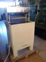 Broodsnijmachine VEMA COUP 8 mm (Tweedehands)