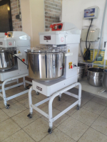 Pétrin spirale VEMA MIXER type SL35 PLUS (nouveaux)