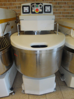 VMI spiraalkneder 120 kg deeg 230V (Verkocht) (Tweedehands)